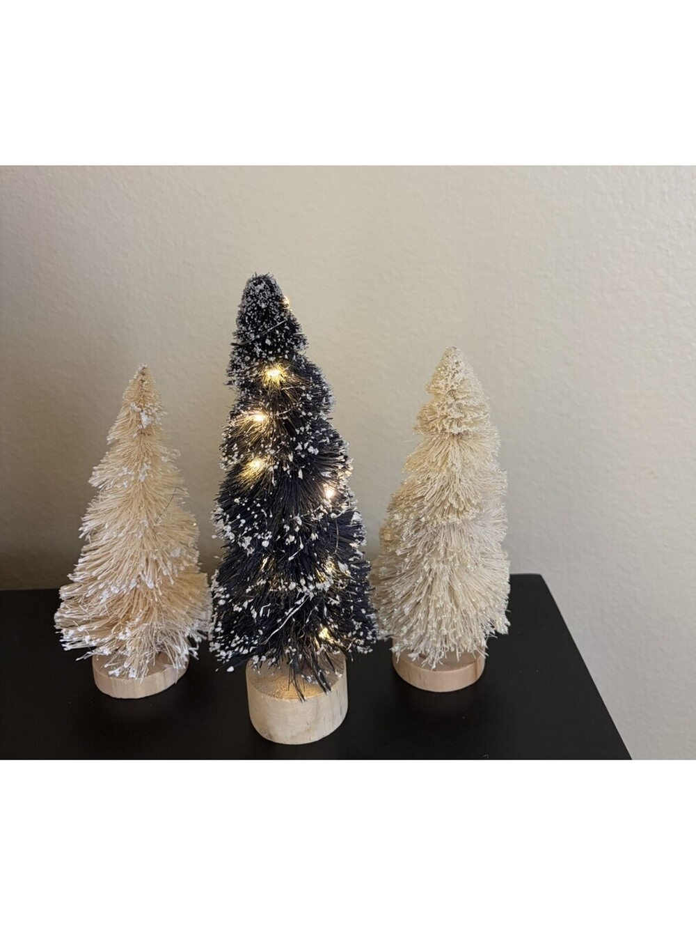 Flocked Sisal Swirl Bottle Brush Christmas Tree Set Of 3 2White 1Black w/lights